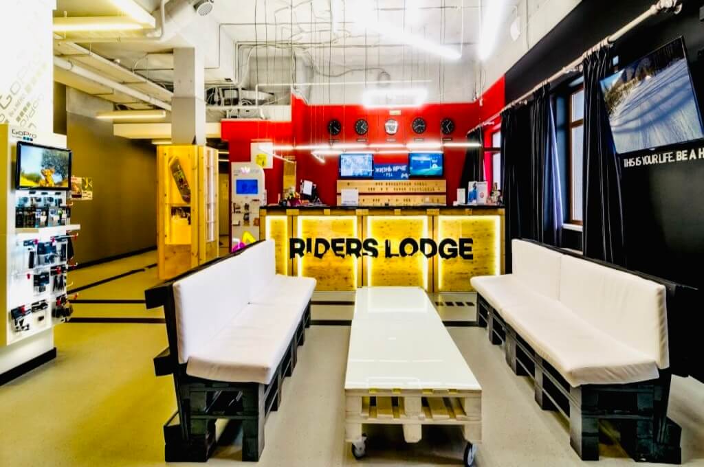 фото Отель Райдерс Лодж (Riders Lodge Hotel)
